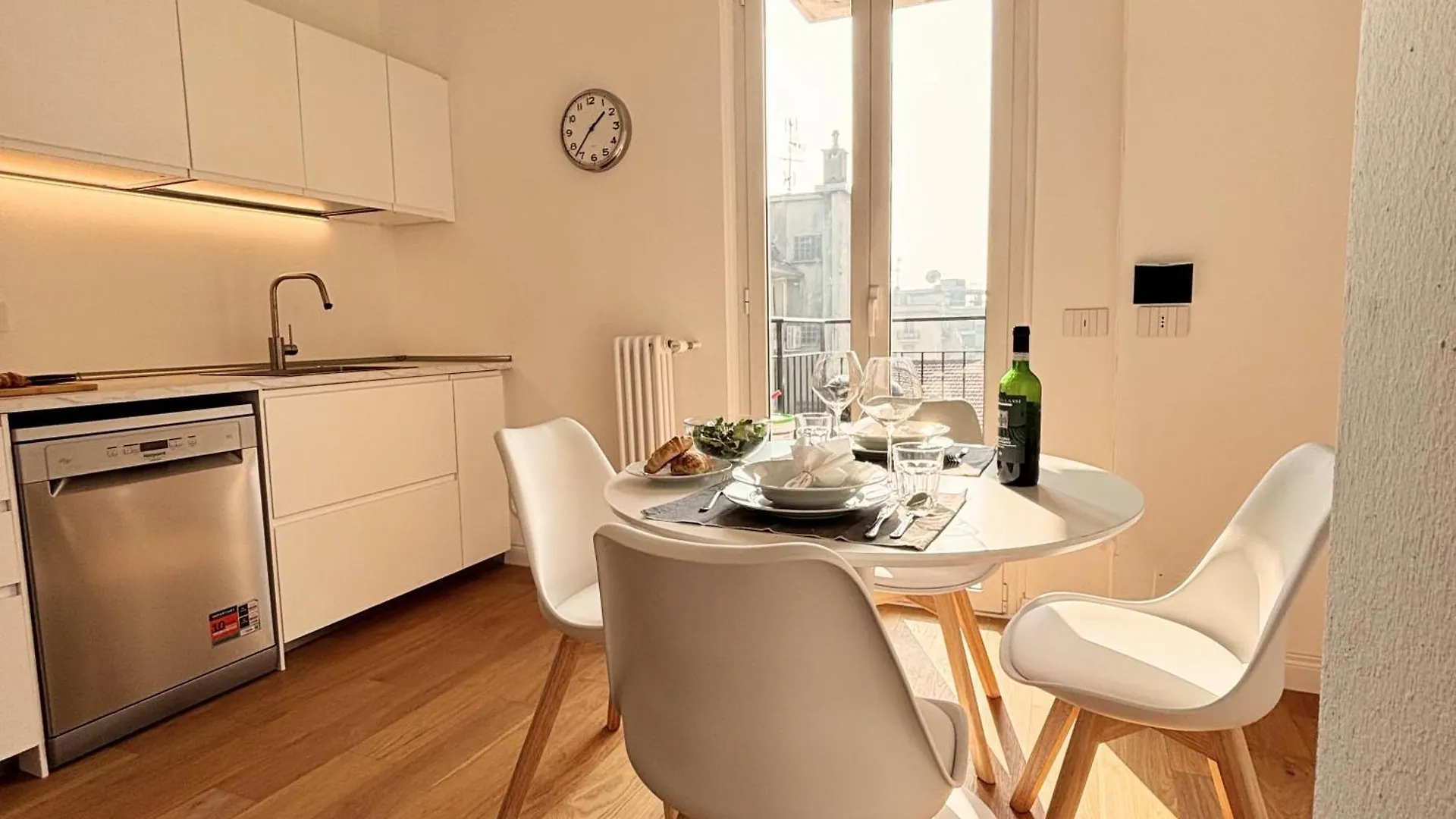 Loreto Penthouse Milan 0*,
