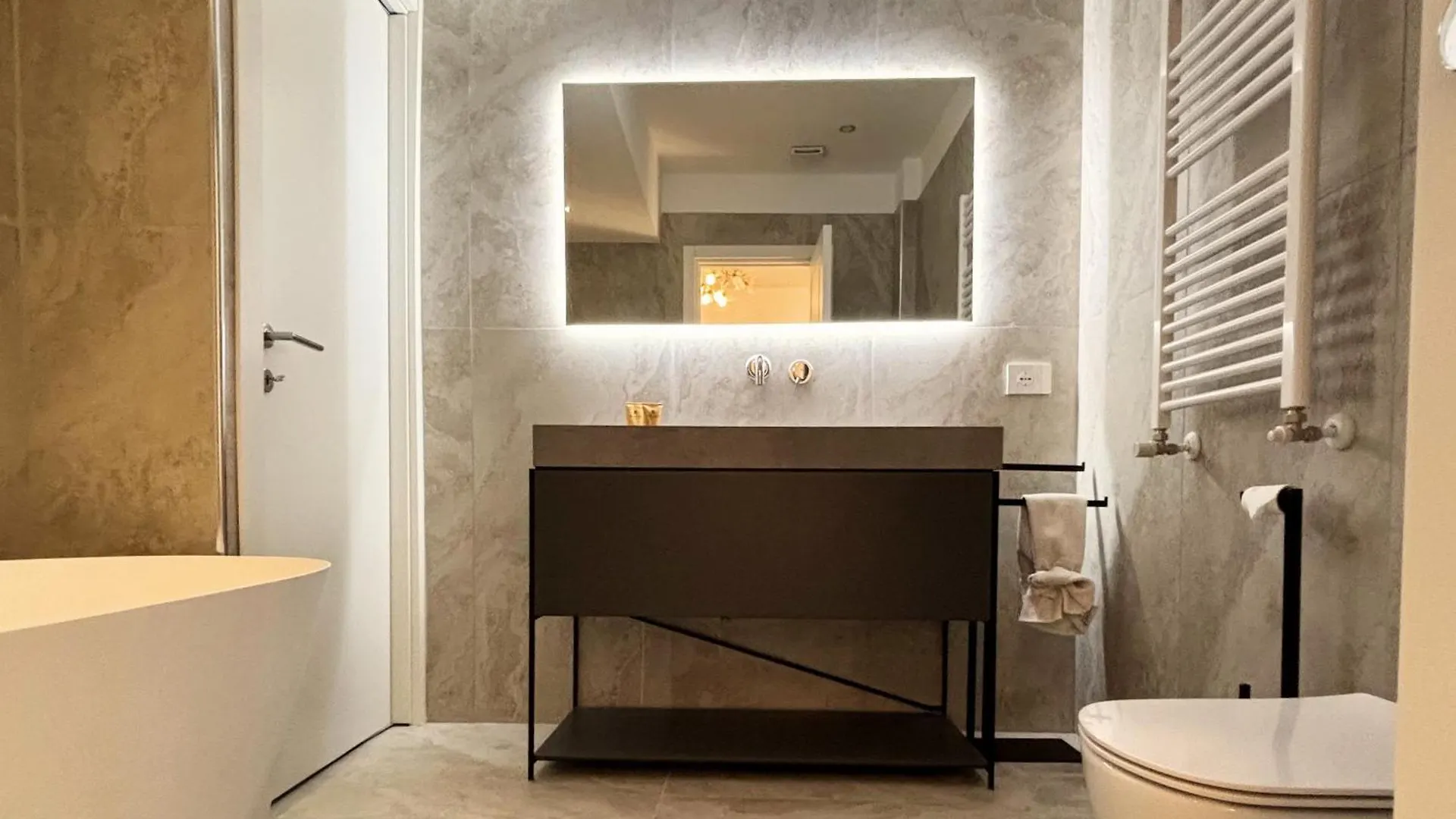 Apartment Loreto Penthouse Milan